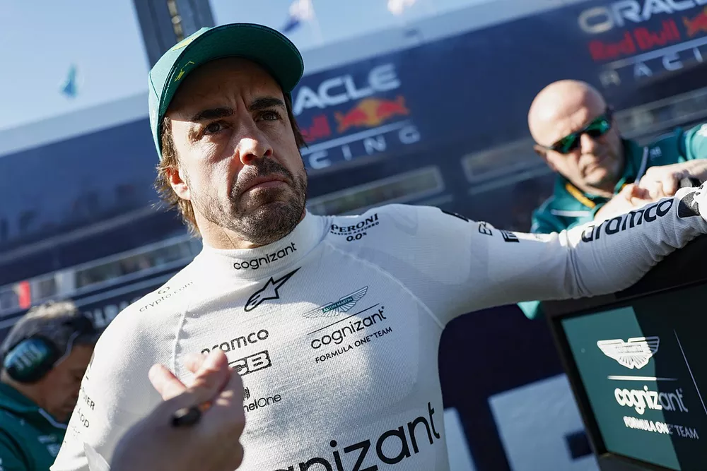 Fernando Alonso, Aston Martin F1 Team