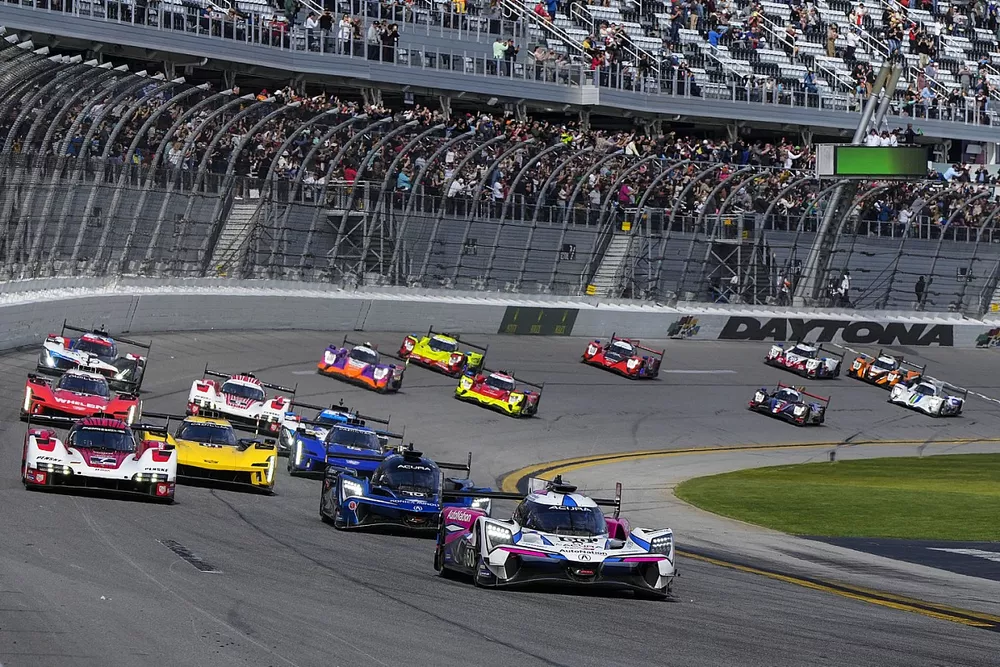 #60 Meyer Shank Racing w/ Curb Agajanian Acura ARX-06: Tom Blomqvist, Colin Braun, Helio Castroneves, Simon Pagenaud, #7 Team Penske Porsche 963: Matt Campbell, Felipe Nasr, Michael Christensen, #10 Wayne Taylor Racing Acura ARX-06: Ricky Taylor, Filipe Albuquerque, Louis Deletraz, Brendon Hartley, #01 Cadillac Chip Ganassi Racing Cadillac V-LMDh: Sebastien Bourdais, Renger van der Zande, Scott Dixon
