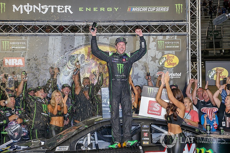 Kurt Busch encerra jejum de 58 provas e vence em Bristol