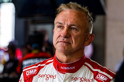 Доньки чемпіона Supercars зазнали нападу «головорізів»