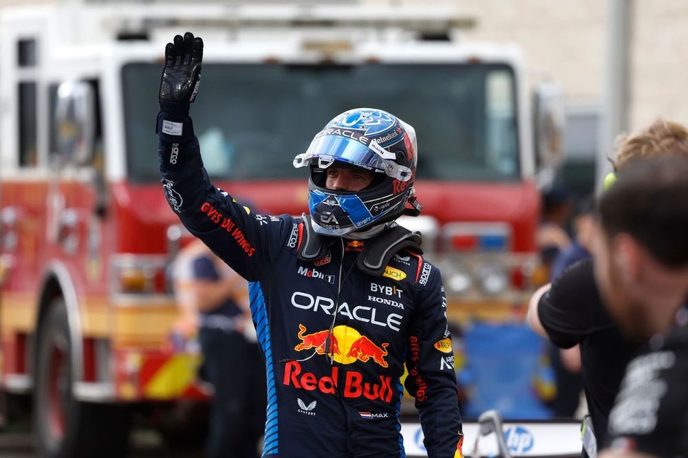 Max Verstappen, Red Bull Racing, celebra la pole en el Parc Ferme