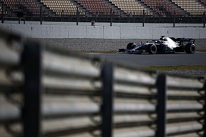 Bottas: "La Ferrari ha un pacchetto forte, ma dai test a Melbourne possono cambiare tante cose..."