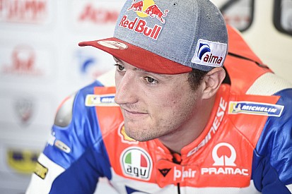 Дебютант MotoGP зробив із Міллера та Кратчлоу бовдурів