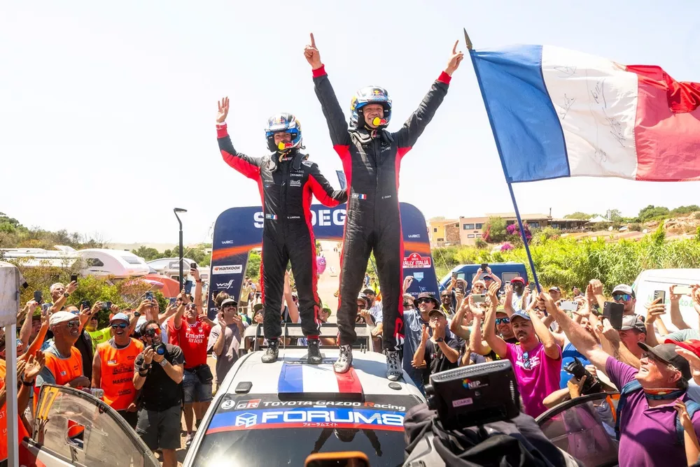 Winners S&eacute;bastien Ogier, Vincent Landais, Toyota Gazoo Racing WRT Toyota GR Yaris Rally1