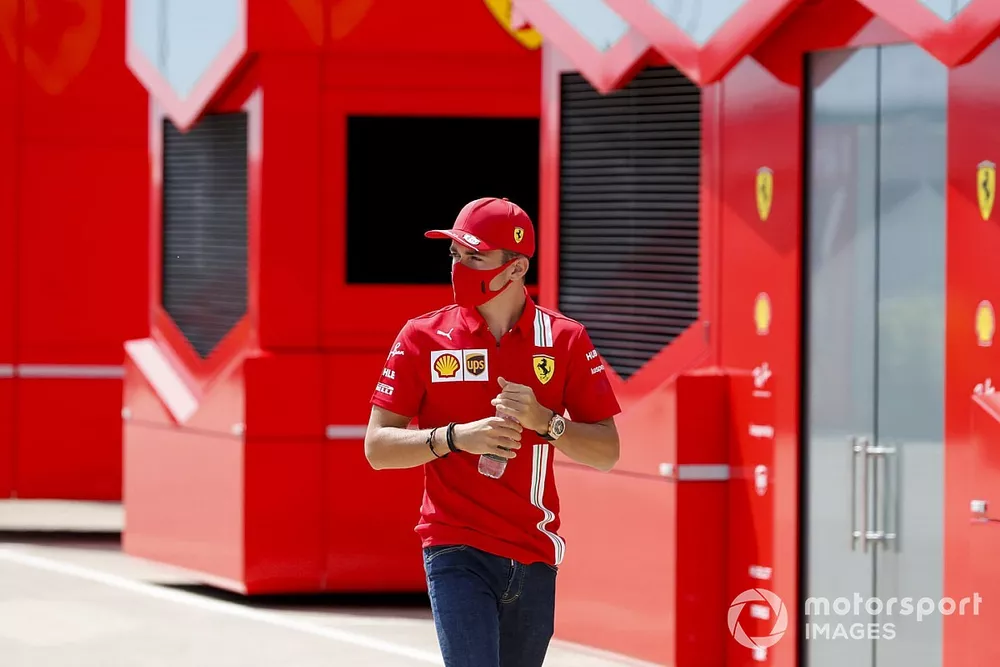 Charles Leclerc, Ferrari nel paddock