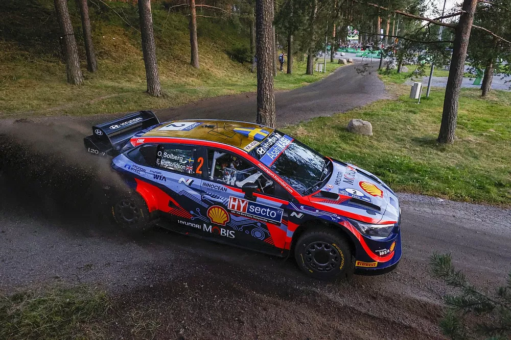 Oliver Solberg, Elliott Edmondson, Hyundai World Rally Team Hyundai i20 N Rally1