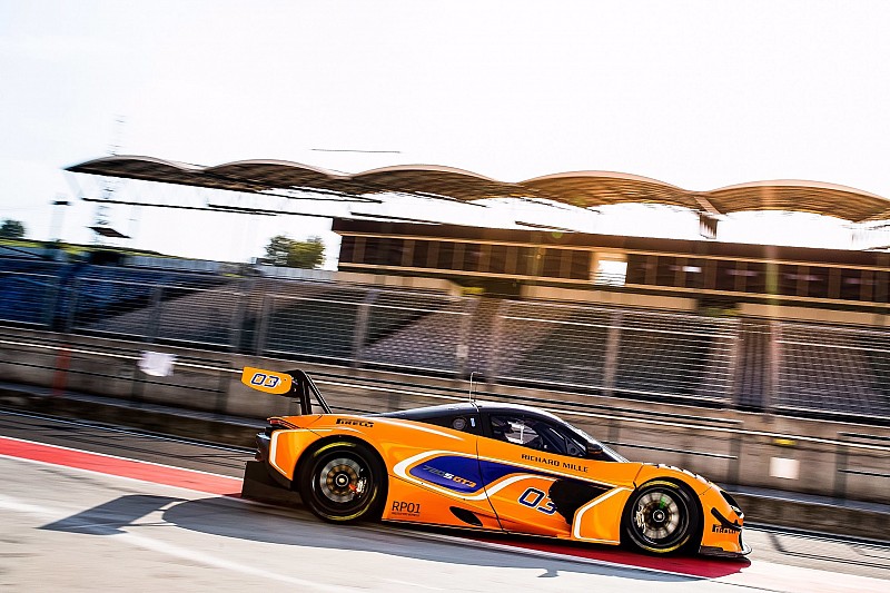 Вице-чемпион Supercars опробует новую машину McLaren GT3 в ее первой гонке