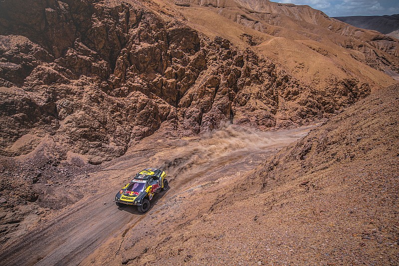 Al-Attiyah mantém liderança em vitória de Loeb