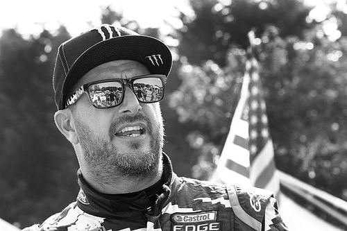 Murió Ken Block en un accidente de moto de nieve