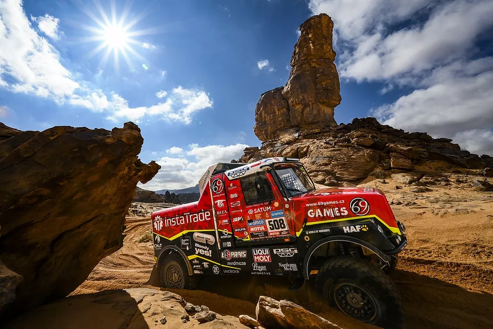 #508 Instaforex Loprais Praga: Ales Loprais, Petr Pokora, Jaroslav Valtr Jr.