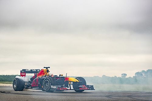 ¿Ricciardo ya tiene su primer evento como piloto de Red Bull?