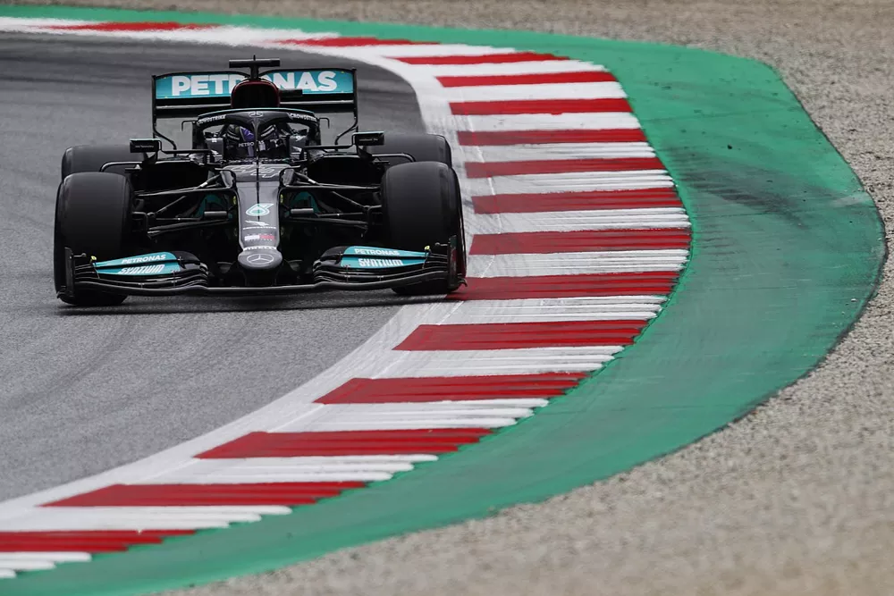 Lewis Hamilton, Mercedes W12