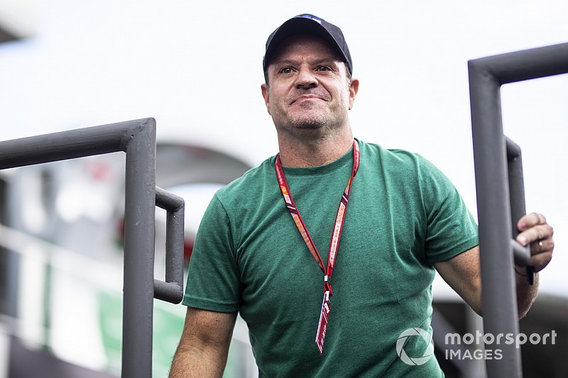 Rubinho vê brasileiros com chances na F1: “espero para c... que sim”
