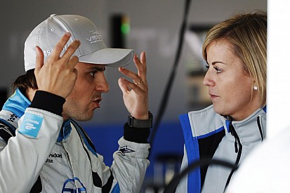 Wolff has "no doubts" about Massa, despite point-less start