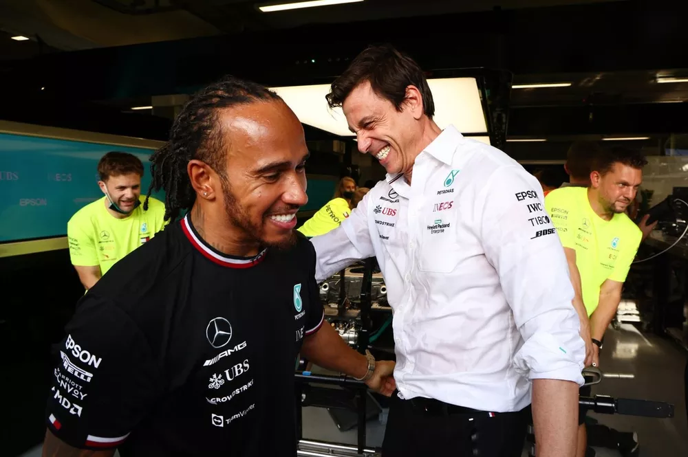 Lewis Hamilton, Mercedes, 1st position, and Toto Wolff, Team Principal and CEO, Mercedes AMG, celebrate after the race