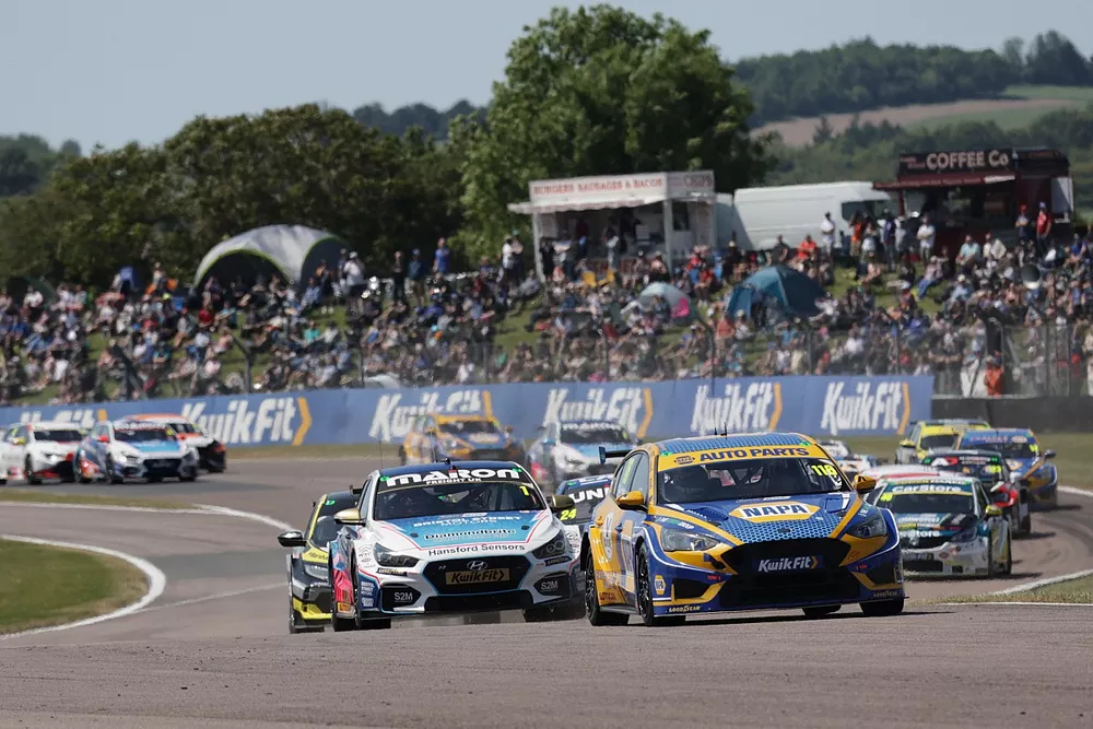 Ashley Sutton, NAPA Racing UK Ford Focus ST 