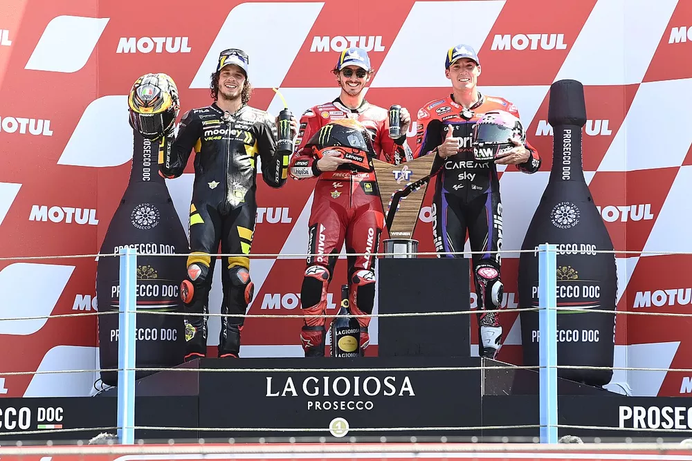 Marco Bezzecchi, VR46 Racing Team, Francesco Bagnaia, Ducati Team, Aleix Espargaro, Aprilia Racing Team