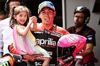 Espargar&oacute;: "Me tuve que ir a Disneyland Par&iacute;s para olvidar el error de Barcelona"