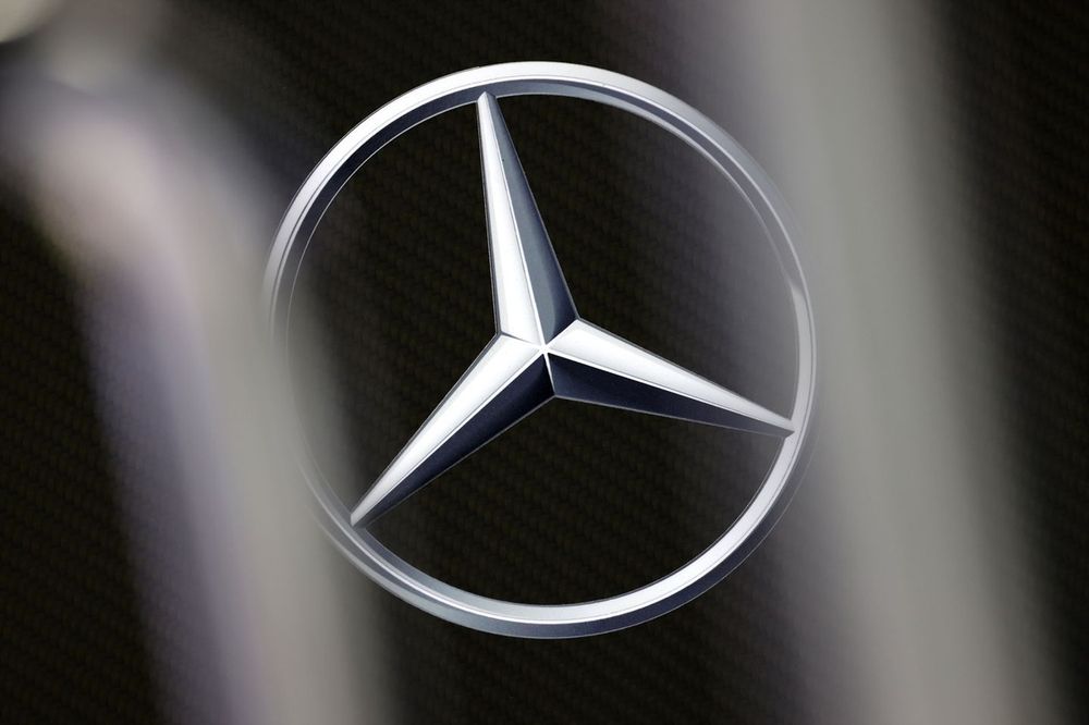 Il logo Mercedes
