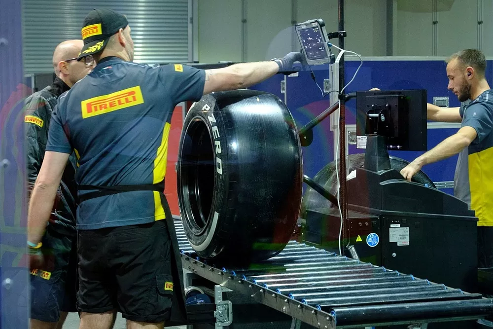 Preparaci&oacute;n de los neum&aacute;ticos Pirelli