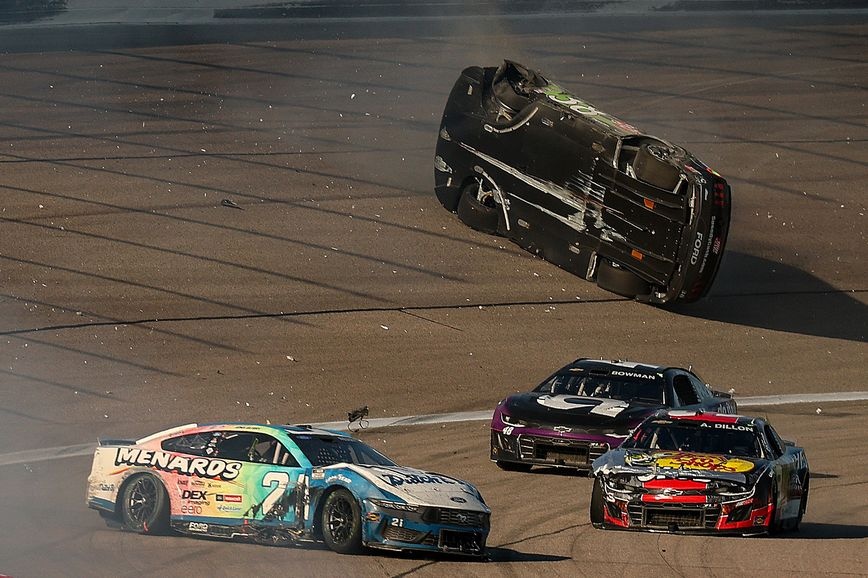 Strange Zane Smith rollover crash in Kansas as he rides up onto the wall