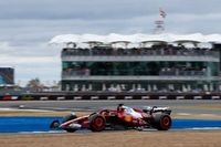F1: Leclerc lidera o TL3 para o GP da Grã-Bretanha; Bortoleto erra e quebra no final, termina em 16º