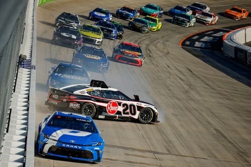 Nascar Cup: Denny Hamlin gana la dramática carrera de Dover
