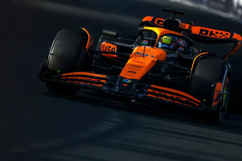 Oscar Piastri, McLaren MCL38 