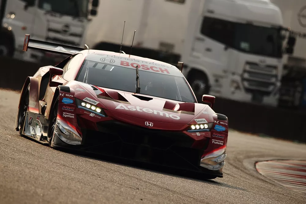 #17 Astemo NSX-GT