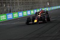 De la Rosa: "Verstappen gerçek bir şampiyon gibi sürüyor"