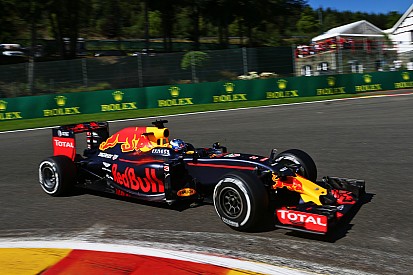 F1 drivers braced for 'tricky' tyre deg challenge