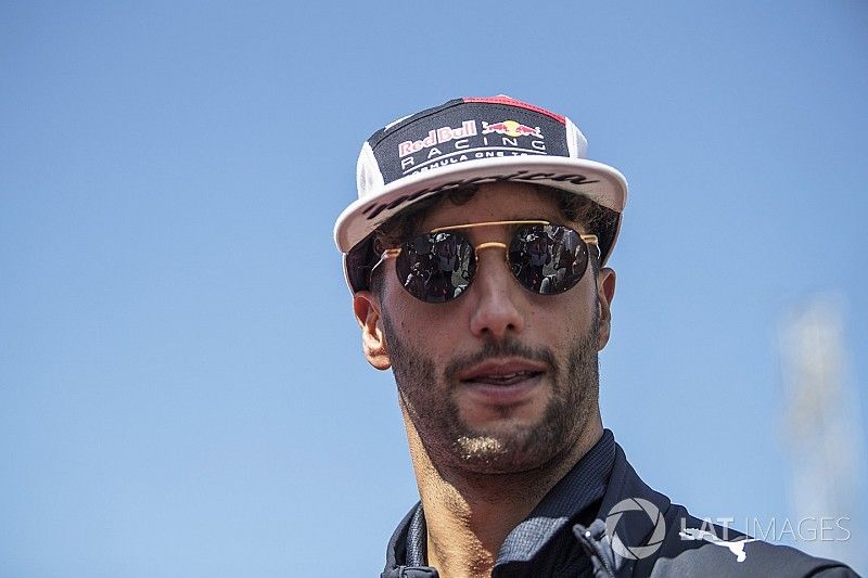 Daniel Ricciardo, Red Bull Racing on the drivers parade