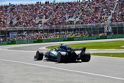 Hamilton: "Één bocht kostte me pole-position"