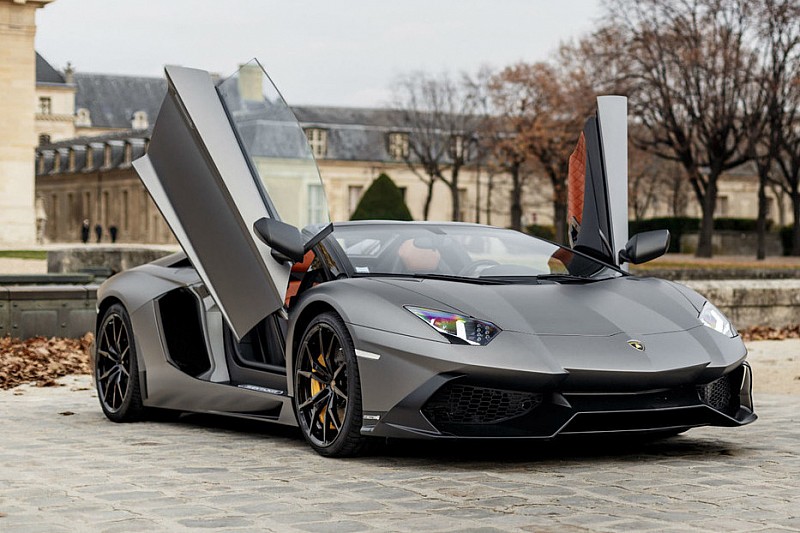Photos - Les plus belles supercars du mois