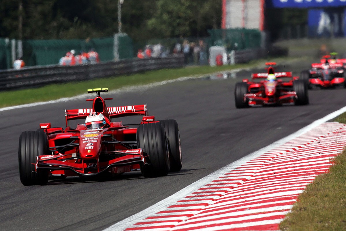 サイン入り　キミ・ライコネン フォトフレーム　フェラーリ F1 モナコグランプリ F1クラシック】キミ・ライコネンチャンピオンマシン フェラーリ