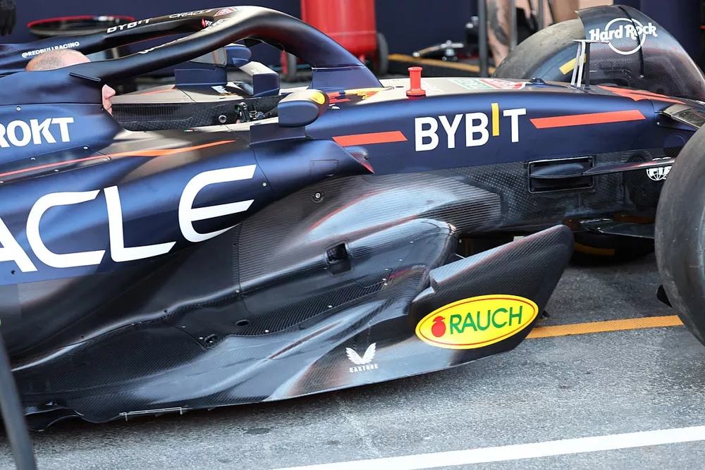 Red Bull Racing RB19 side detail