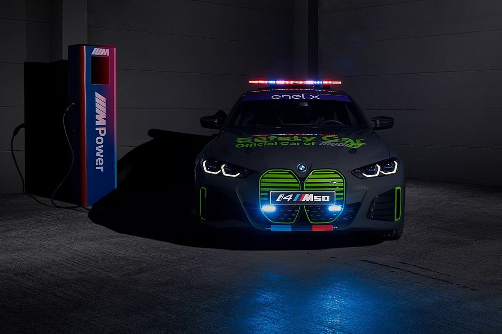 BMW i4 M50 Safety Car