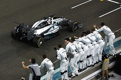 Analyse: Kan Hamilton de records van Schumacher verbreken?