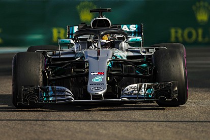 Abu Dhabi GP: Hamilton leads Raikkonen in final practice