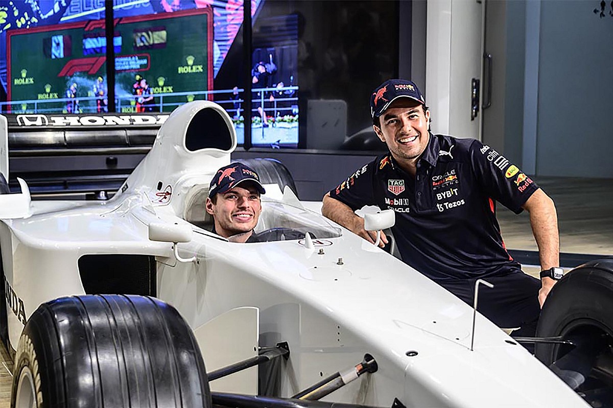 レッドブルのフェルスタッペンとペレスが”ホンダとの絆”を語る