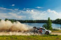 WRC Estonia: Oliver Solberg sigue dominando y aumenta su ventaja