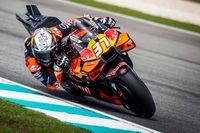 Acosta lidera el primer día en Sepang sin ninguna Ducati en el top 5