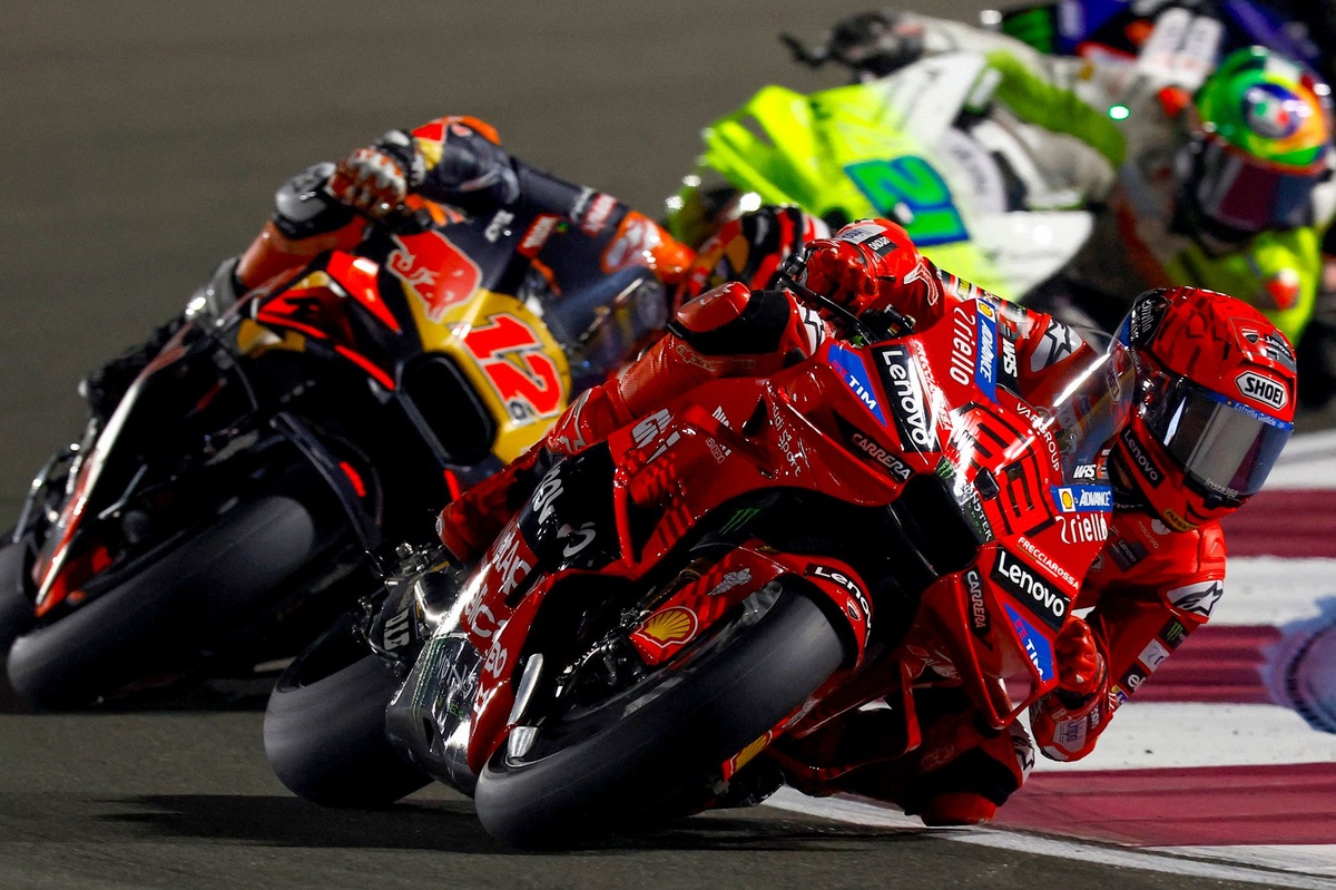 マルク・マルケス、ポールトゥウィンでカタール完全制覇！ 小椋藍は15