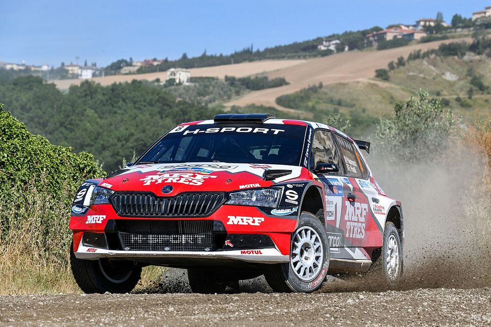 Paolo Andreucci, Francesco Pinelli, M33-Team MRF Tyres, Skoda Fabia Rally2 Evo