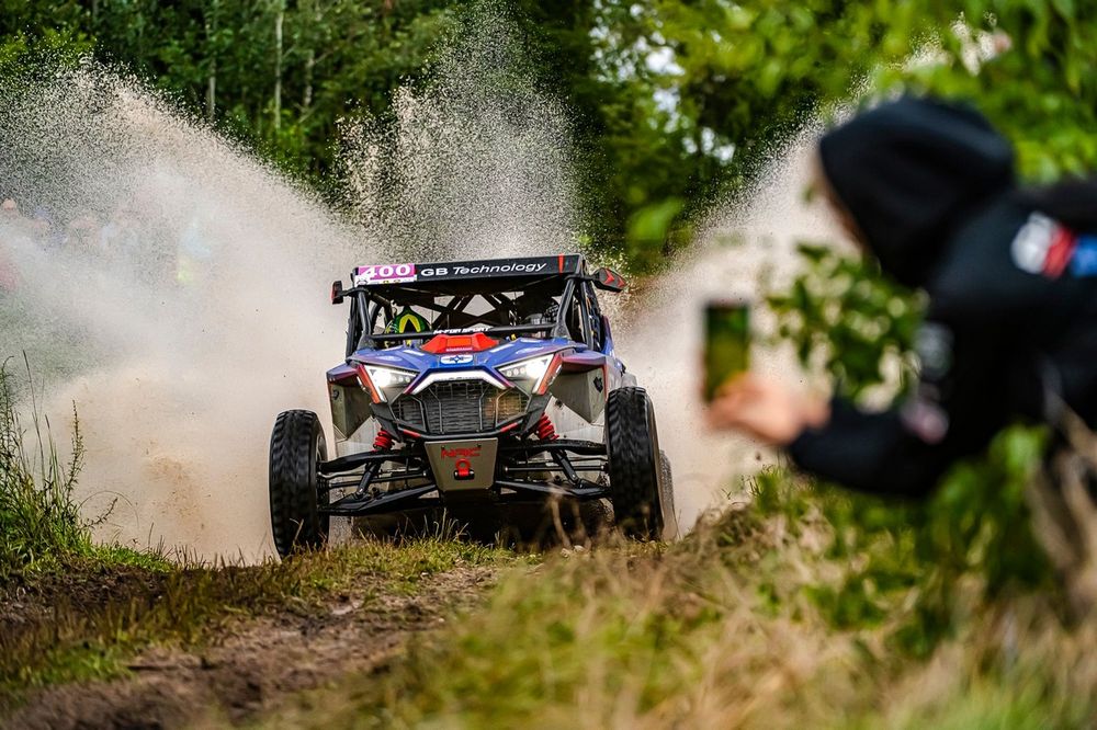 Maciej Giemza, Rafał Marton, Polaris RZR Pro R
