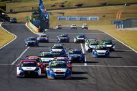 Equilíbrio total entre Cardoso e Rosso marca a metade da temporada 2024 do TCR South America