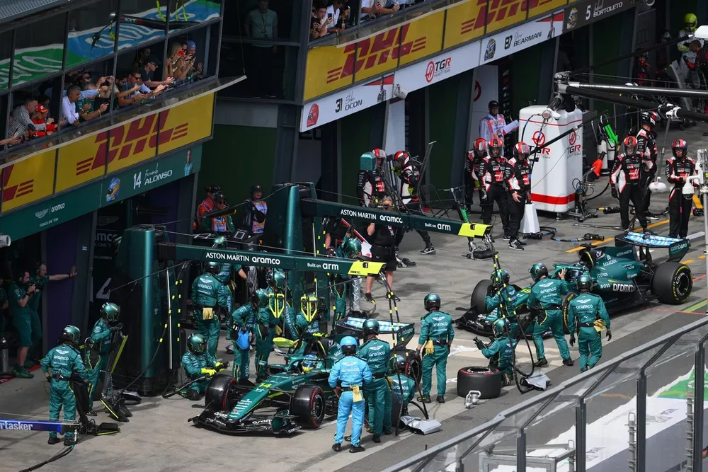 Lance Stroll, Aston Martin Racing, Fernando Alonso, Aston Martin Racing