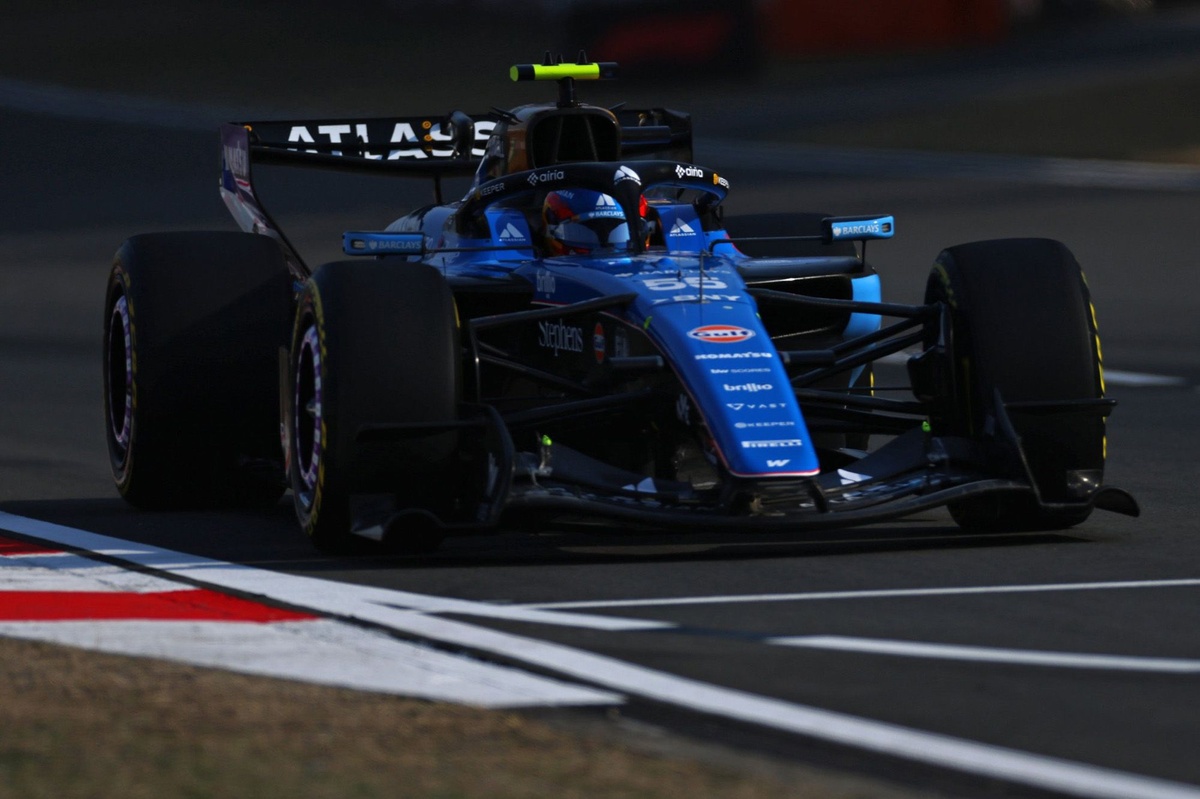 F1 | Astuzia Sainz: per difendere il 9° posto ha creato un finto trenino DRS con la modalità sorpasso