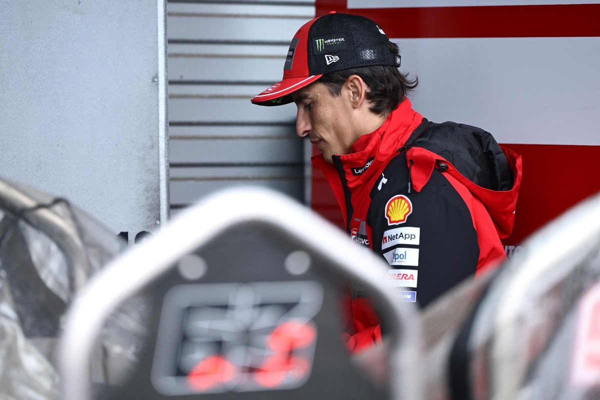 Marc Márquez pidió garantías para viajar a Qatar mientras otros se callan ante MotoGP, dice Tardozzi