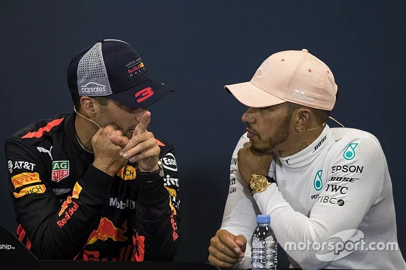 Daniel Ricciardo, Red Bull Racing et Lewis Hamilton, Mercedes-AMG F1 en conf&eacute;rence de presse